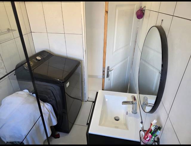3 BEDROOM FREEHOLD FOR SALE IN GROBLERPARK